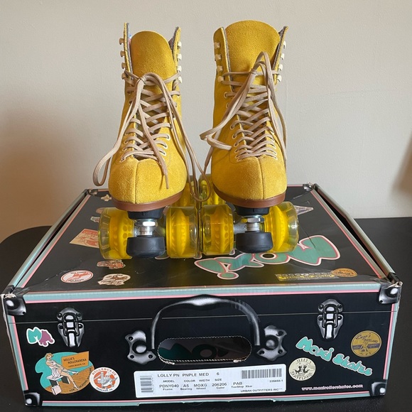 Moxi Shoes - Moxi Roller Skates in Yellow